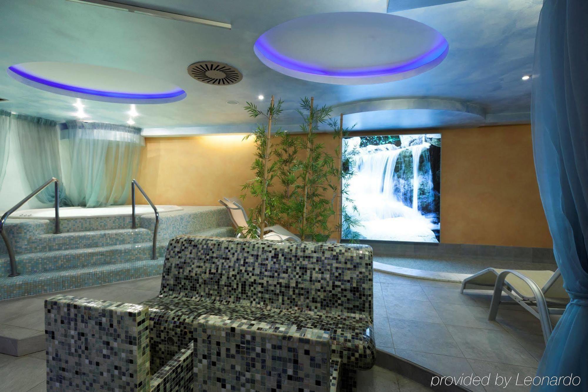 Hotel Nobel Design 4*
