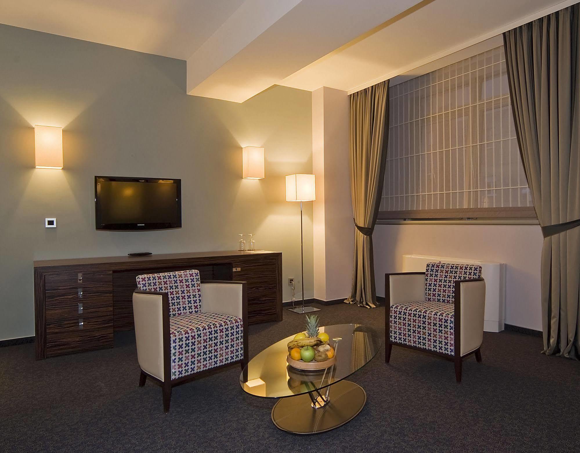 Nobel Design 4* Belgrade